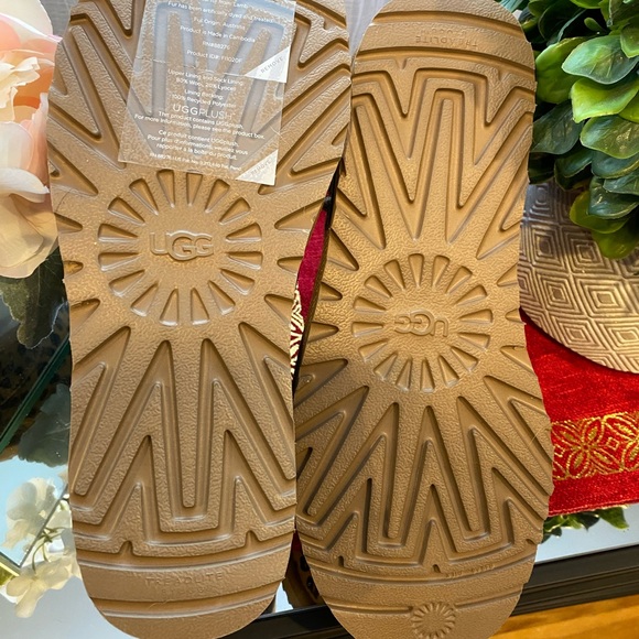 BNIB Authentic Ugg Woman’s Ultra Mini Leopard Boots - Picture 6 of 16